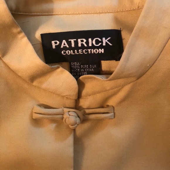 Two-piece 100% Pure Yellow Silk Suit - Picture 2 of 9